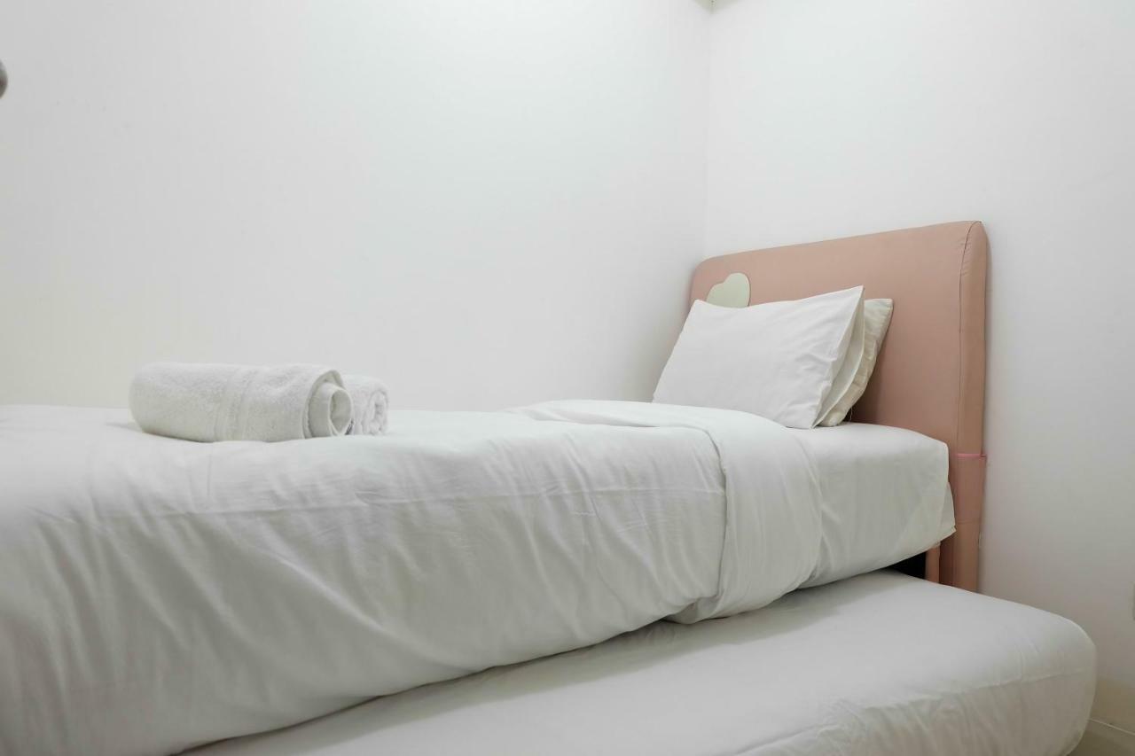 Compact 2br Bassura Near Jatinegara By Travelio * Jakarta